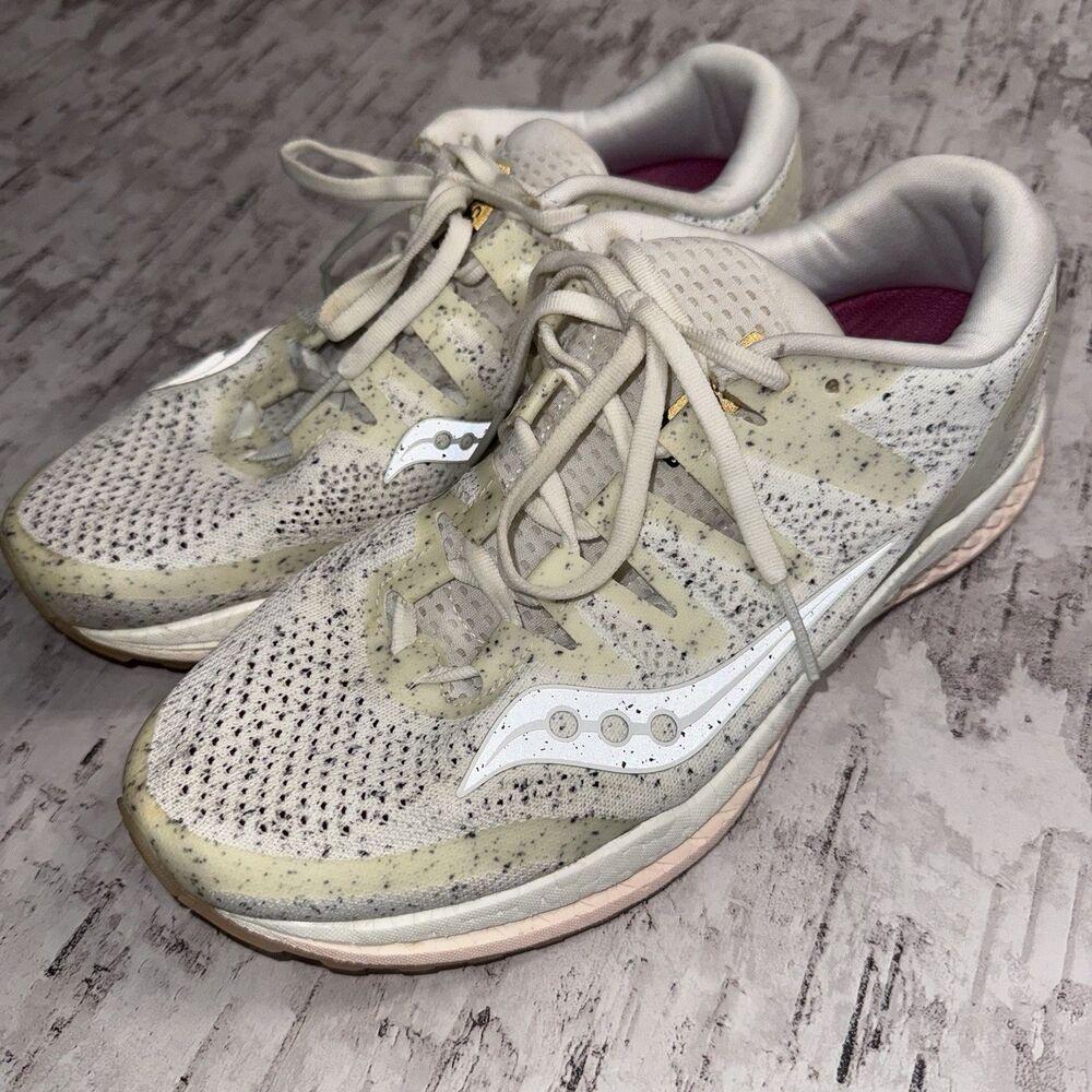 Saucony Freedom ISO 2 Running Shoes Women’s 9.5 Cream White Mesh Active Gym